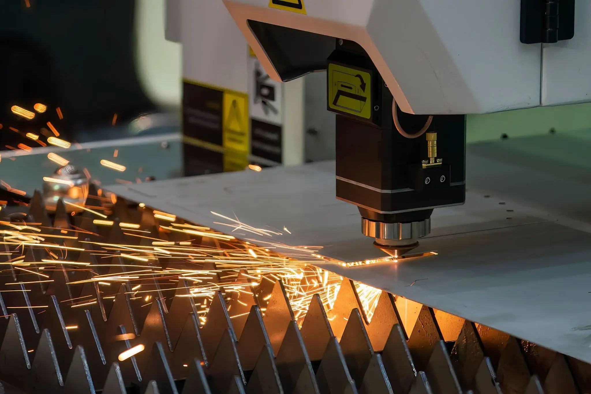Fiber Laser Cutting